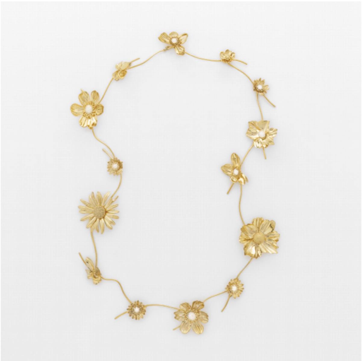 Niloufer Luna Necklace 40cm in yellow gold and pearls hover